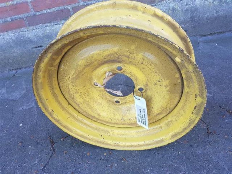 Rad des Typs John Deere 15 4½x15, Gebrauchtmaschine in Hemmet (Bild 1)